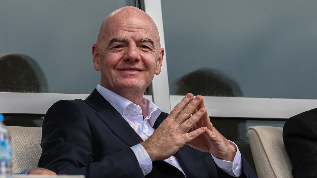 Irán estará en la Copa del Mundo, aseguró este martes a la AFP el presidente de la FIFA, Gianni Infantino, presente en Antalya, en el sur de Turquía, en un partido amistoso de la selección iraní contra Costa Rica. Irán estará en la Copa del Mundo, aseguró este martes a la AFP el presidente de la FIFA, Gianni Infantino, presente en Antalya, en el sur de Turquía, en un partido amistoso de la selección iraní contra Costa Rica.