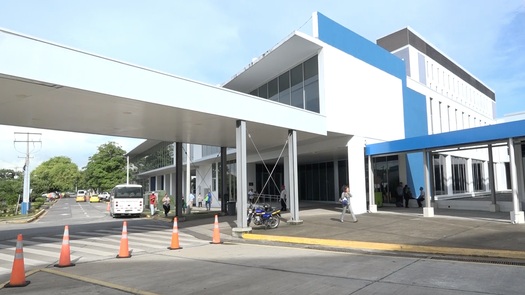 Médicos extienden paro en complejo hospitalario en David