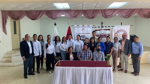 A nivel nacional son 50 estudiantes los beneficiados con este proceso educativo. En Chiriquí son 16 estudiantes.