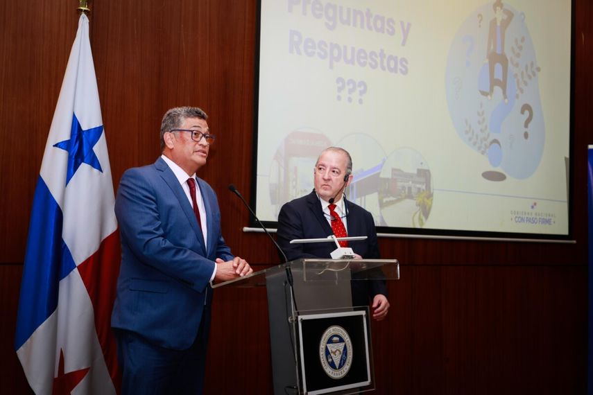 El (MICI) y la Cámara de Comercio, Industrias y Agricultura de Panamá (CCIAP) celebraron el segundo encuentro de su ciclo de diálogos estratégicos, esto con el objetivo de fortalecer el ecosistema exportador del país y promover el desarrollo de las zonas francas. El (MICI) y la Cámara de Comercio, Industrias y Agricultura de Panamá (CCIAP) celebraron el segundo encuentro de su ciclo de diálogos estratégicos, esto con el objetivo de fortalecer el ecosistema exportador del país y promover el desarrollo de las zonas francas.