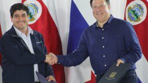 Panamá y Costa Rica pactan política bilateral en encuentro binacional