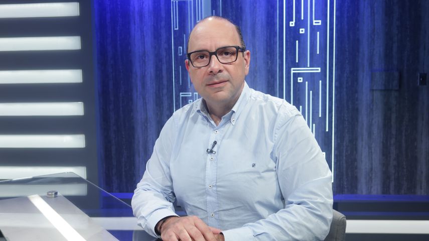 Eduardo Leblanc: Es momento de repensar la duplicidad en salud y priorizar reformas