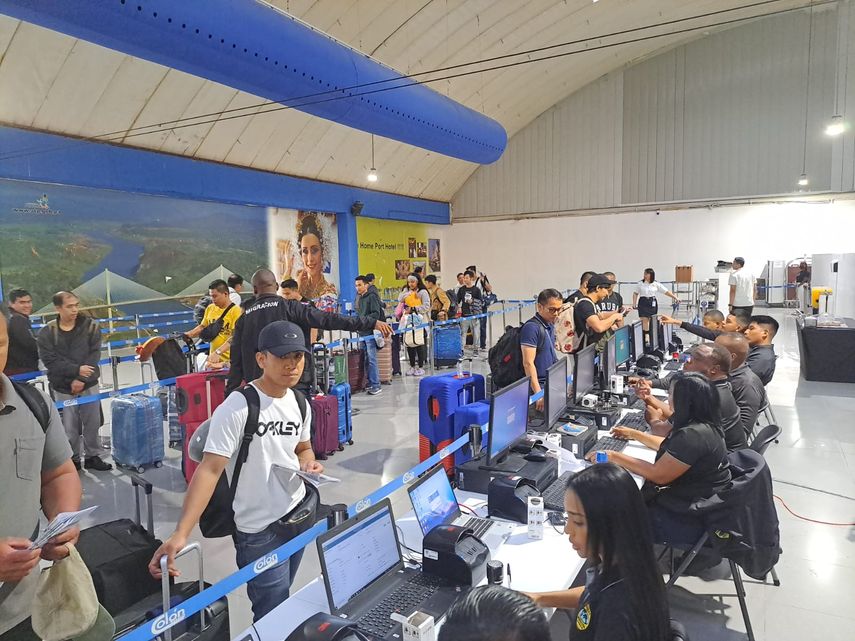 Más de 15 mil turistas ingresaron al país en una semana