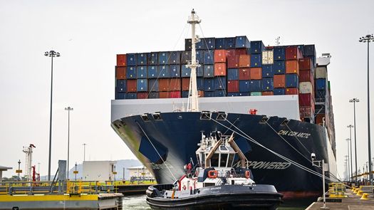 Canal de Panamá bate récord de carga con impulso por cierre de Ormuz y pese a El Niño Canal de Panamá bate récord de carga con impulso por cierre de Ormuz y pese a El Niño