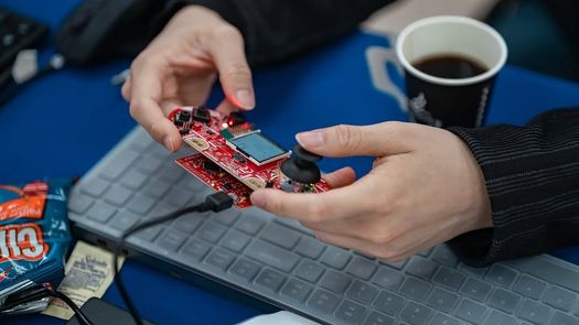 Empresa de Houston busca talento panameño para industria de semiconductores