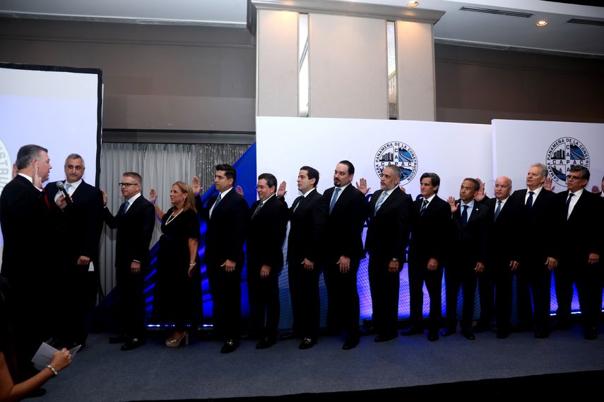 Carlos Allen asumió este 25 de enero como presidente de Junta Directiva de la Cámara Panameña de la Construcción (CAPAC), junto con otros 17 directivos que lo acompañarán al frente de ese gremio en el periodo 2023. 