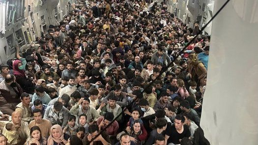Talibanes insisten en que las evacuaciones deben terminar el 31 de agosto