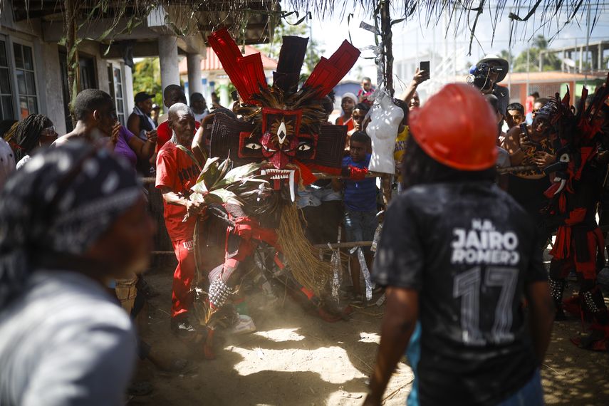 El bautizo de los diablos, la lucha del bien contra el mal en Colón