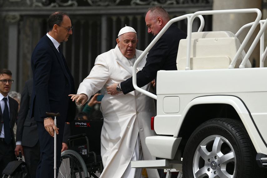 Papa podría reunirse con presidente ucraniano en el Vaticano.