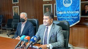 Gerente general de la Caja de Ahorros pone su cargo a disposición