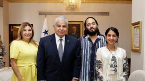 El hijo del hombre más rico de Asia mantiene escala en Panamá durante su luna de miel