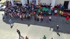 Colonenses reclaman generación de plazas de empleo en medio de protesta en la Gobernación