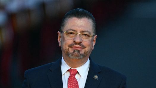 Costa Rica solicita a EE.UU. una pausa en la implementación de nuevo arancel del 15 %