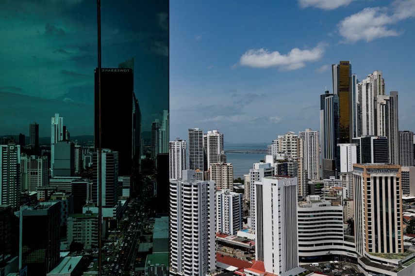 Panamá reafirma estabilidad financiera pese a permanencia en lista de la UE