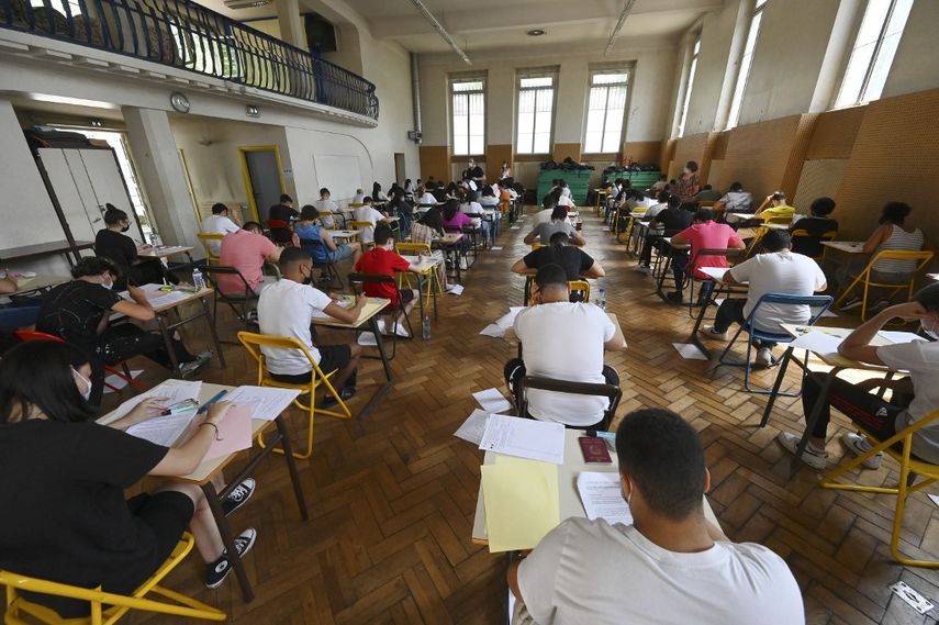 Unos 244 millones de niños siguen sin ir a la escuela en el mundo, una cifra que retrocede desde hace 20 años aunque sigue siendo preocupante, indicó este jueves la organización de la ONU para la Educación, la Ciencia y la Cultura (Unesco).