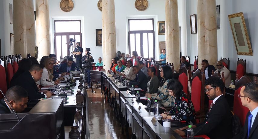 Consejo Municipal respalda posición del Gobierno sobre soberanía panameña en el Canal