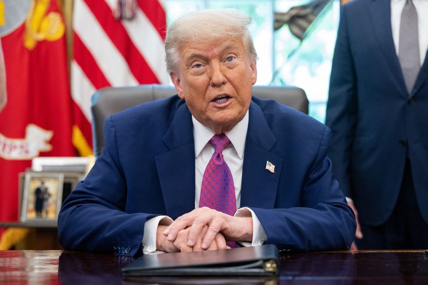 Trump presenta sitio web para obtener visados de residencia por $5 millones