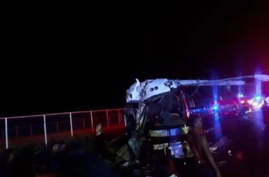 Aguadulce: Autobús con 63 migrantes se accidenta
