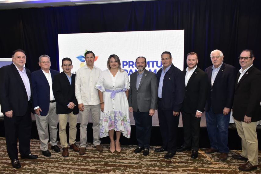 CAMTUR y PROMTUR firman acuerdo de colaboración