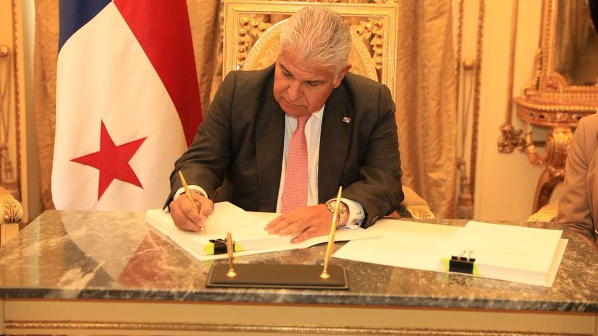 El presidente Mulino sancionó la nueva ley de presupuesto El presidente Mulino sancionó la nueva ley de presupuesto