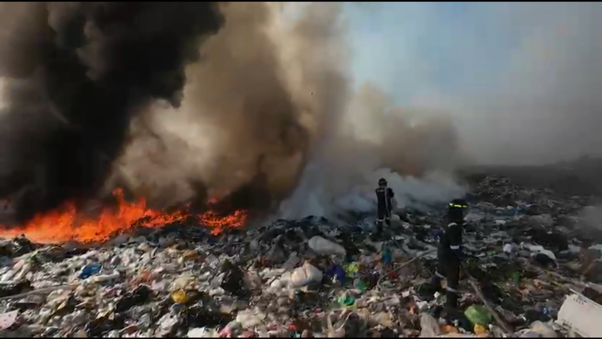 Incendios en vertederos son aún m{as dañinos.