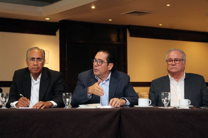 Martín Torrijos apuesta a cambios en la educación