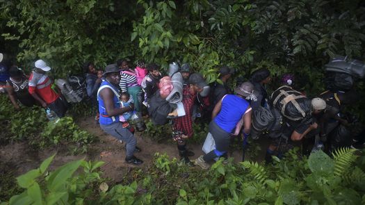 Samira Gozaine: Migrantes pagan hasta $4 mil por traslados a la frontera
