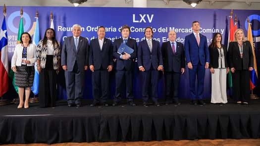 Mulino viajará nuevamente a Brasil para asistir a la cumbre del Mercosur en diciembre próximo Mulino viajará nuevamente a Brasil para asistir a la cumbre del Mercosur en diciembre próximo