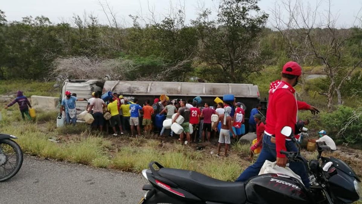 Al menos 7 muertos y 46 heridos por explosión de camión en Colombia