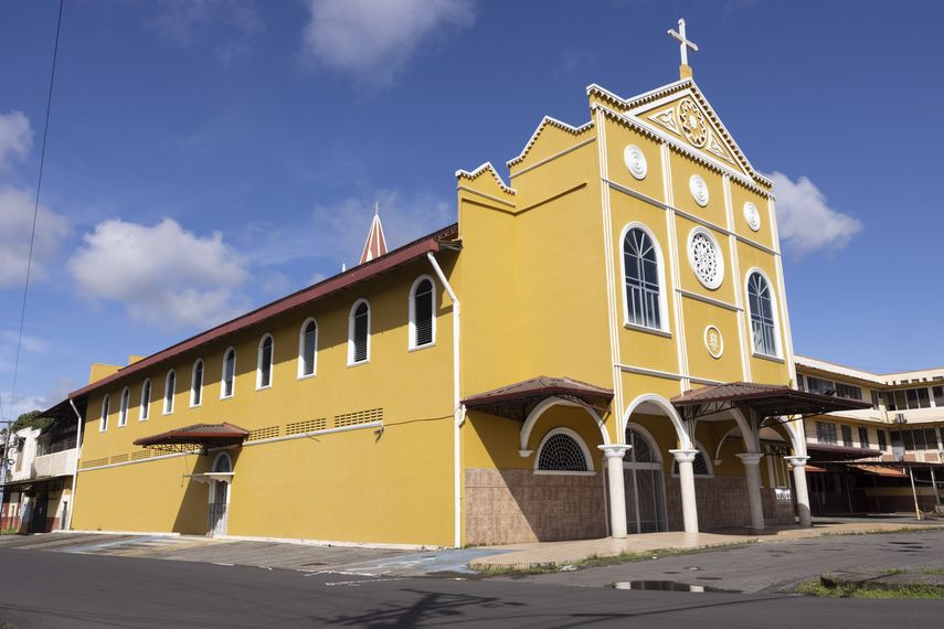 Minsa informó el aumento de aforos en iglesias