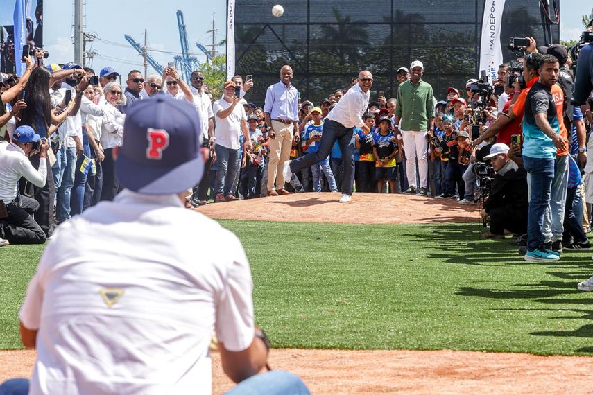 Plata no faltó, faltó decencia: Mulino inaugura el Estadio Roberto Mariano Bula en Colón