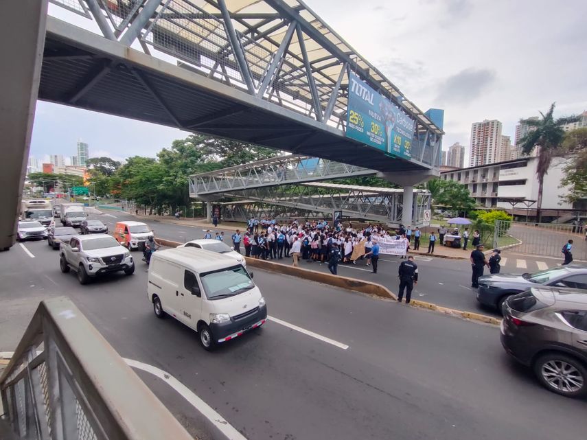 Meduca advierte riesgo de perder el año escolar por protestas en el Remón Cantera