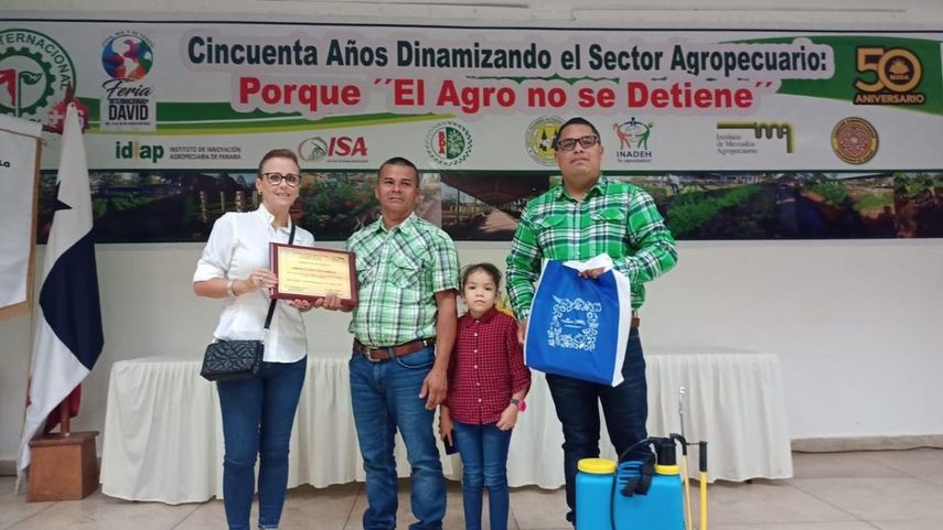 Nuñez por más de tres décadas ha comercializado sus productos en las agroferias que organiza el IMA en diferentes comunidades de la provincia.