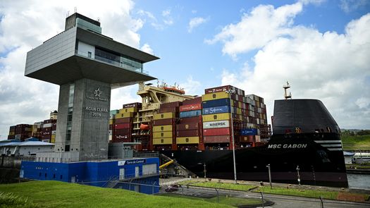 Canal de Panamá planea invertir en la próxima década más de 8.500 millones de dólares