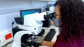 Estudio que realiza Ciudad de la Salud permite determinar posible cáncer hereditario