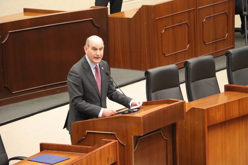 La deuda pública de Panamá cerró en B/.59