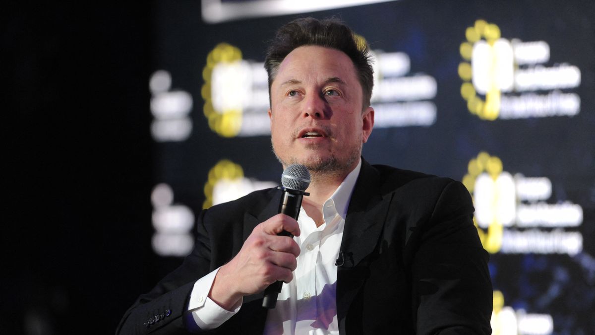 Musk dice que su empresa Neuralink instaló implante cerebral en su primer paciente
