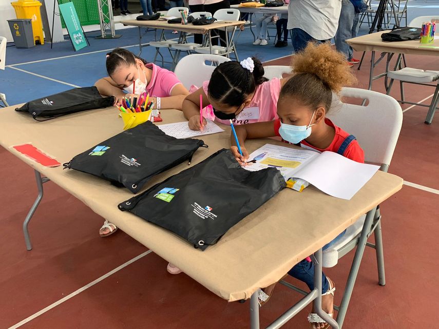 Meduca apuesta a implementación de Campamento STEAM