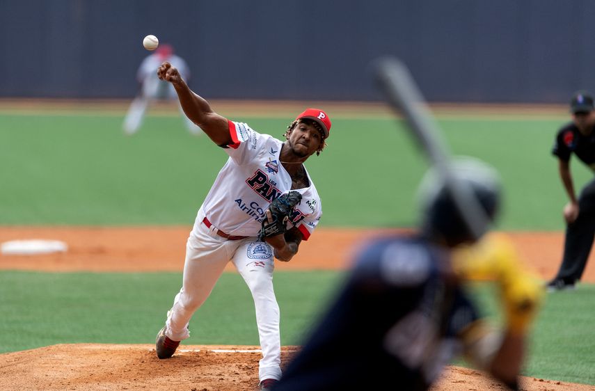Un hit de Iván Herrera remolcó la carrera decisiva en el octavo inning y los Federales de Chiriquí, de Panamá, superaron este domingo 3x2 a los Indios de Mayagüez, de Puerto Rico, en la cuarta jornada de la Serie del Caribe-2023.