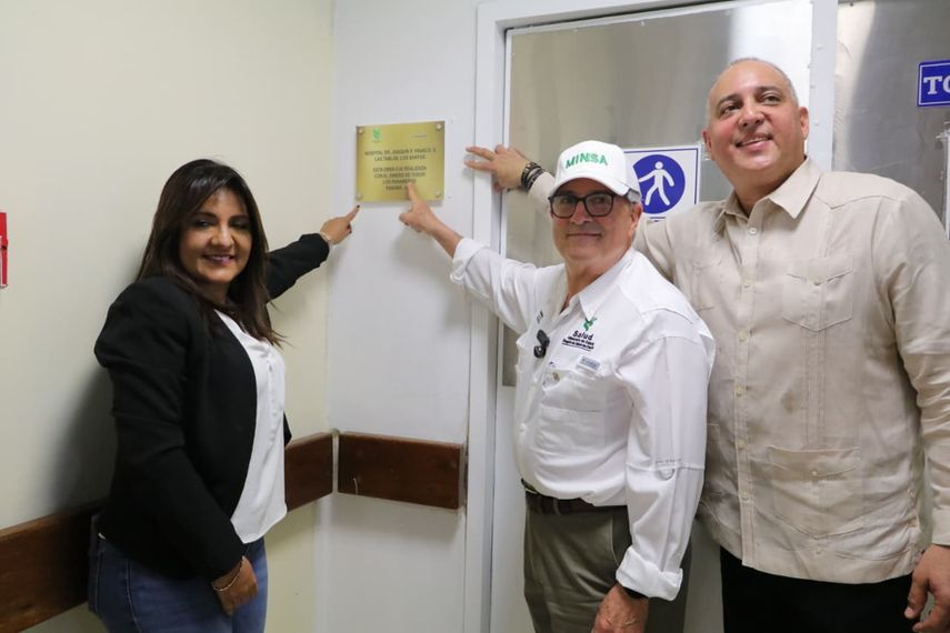 Más de 1 millón de dólares invierte el MINSA en equipos para Hospital de Azuero