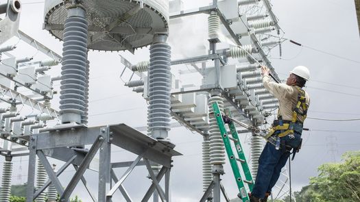 Gobierno incrementará aportes para evitar un aumento de la tarifa eléctrica