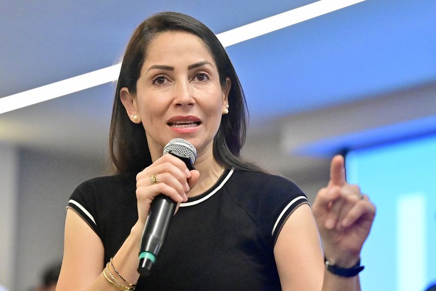 Claudia Sheinbaum ha hecho público su apoyo a la candidata Luisa González de Ecuador. Claudia Sheinbaum ha hecho público su apoyo a la candidata Luisa González de Ecuador.