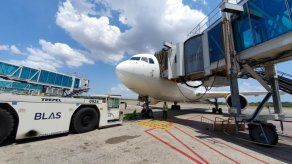 31 panameños logran regresar al país desde Europa