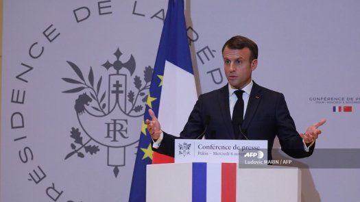 Emmanuel Macron encabeza claramente los sondeos en Francia