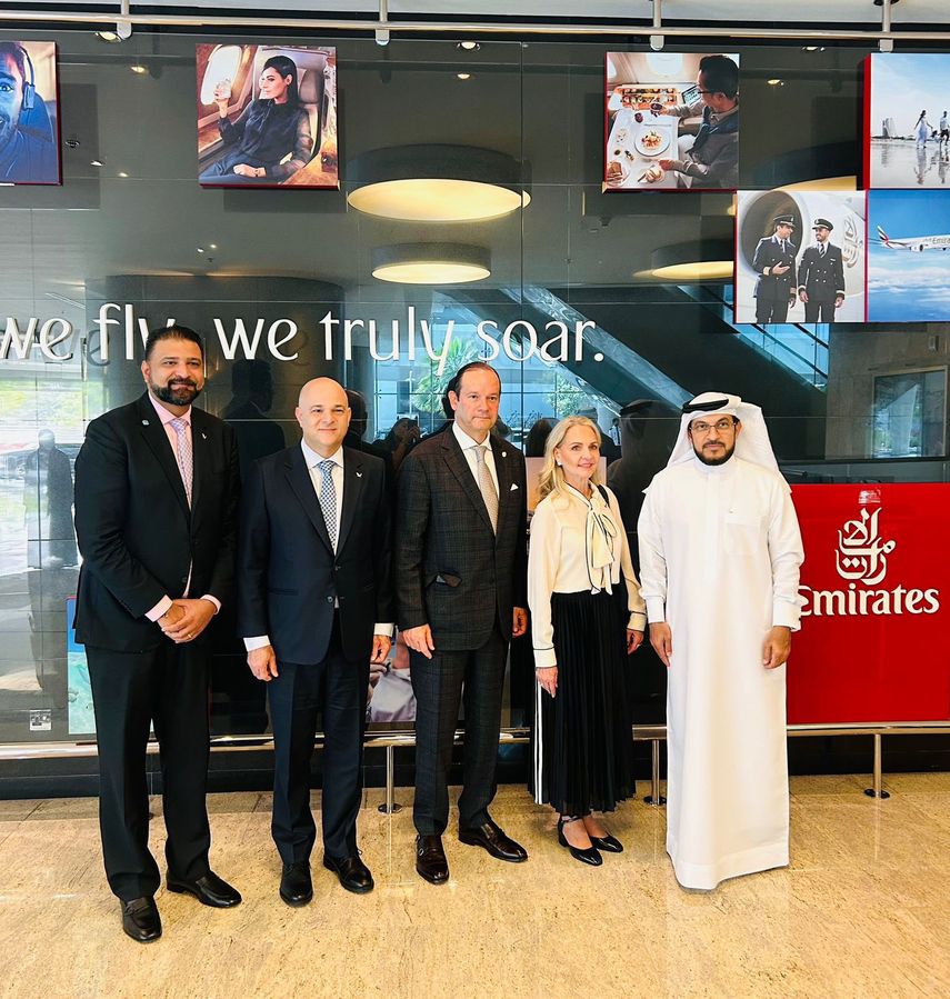 Analizan ruta directa entre Ciudad de Panamá y Dubái con Emirates Airlines