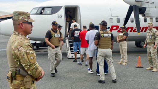 Operación fue encabezada por el Servicio Nacional de Migración. Operación fue encabezada por el Servicio Nacional de Migración.