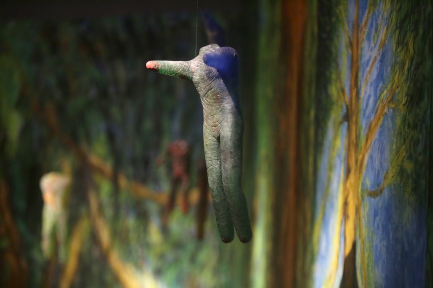 Panam&aacute; eligi&oacute; la migraci&oacute;n y su paso tr&aacute;gico por la selva del Dari&eacute;n, con el flujo constante diario durante los peores a&ntilde;os de cientos de migrantes que arriesgaban sus vidas para avanzar hacia el norte, como tem&aacute;tica de denuncia para su primera exposici&oacute;n en la Bienal de Arte de Venecia de 2024.