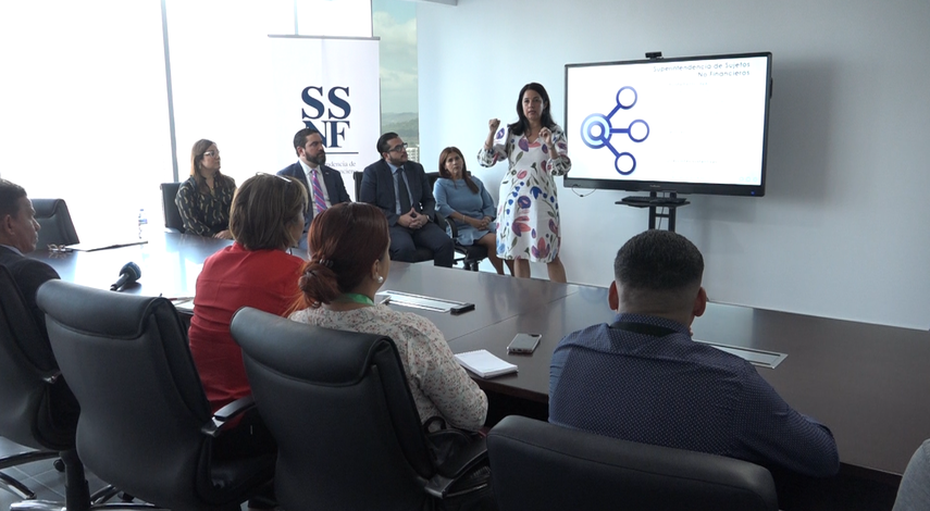 Panamá avanza con las acciones para salir de lista GAFI