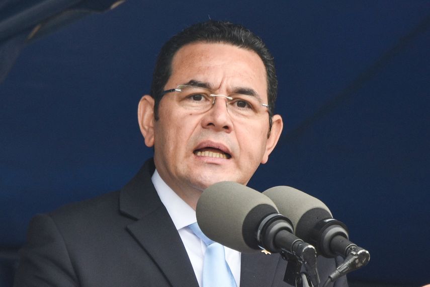 Ordenan investigar al expresidente guatemalteco Jimmy Morales por la muerte de 41 niñas