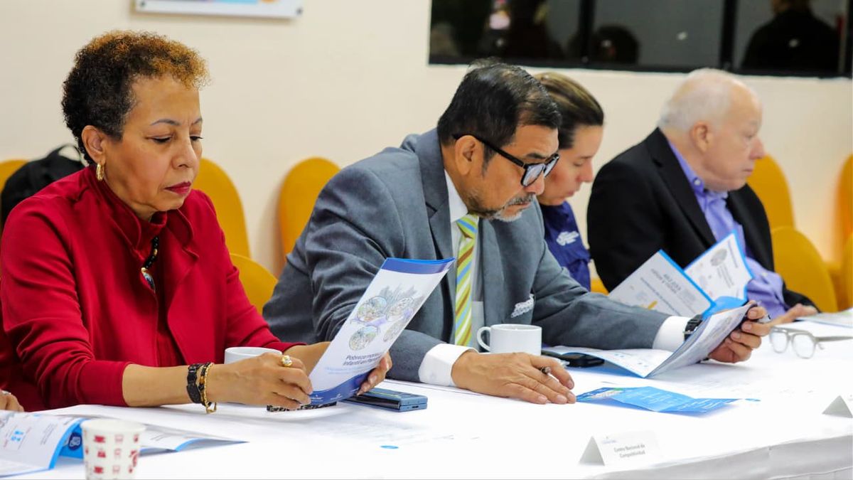 Niveles de pobreza en Panamá. Niveles de pobreza en Panamá.